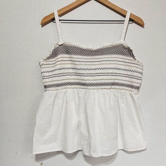 Old Navy Smocked Embroidered Tank Top   Sz XL - Picture 1 of 3